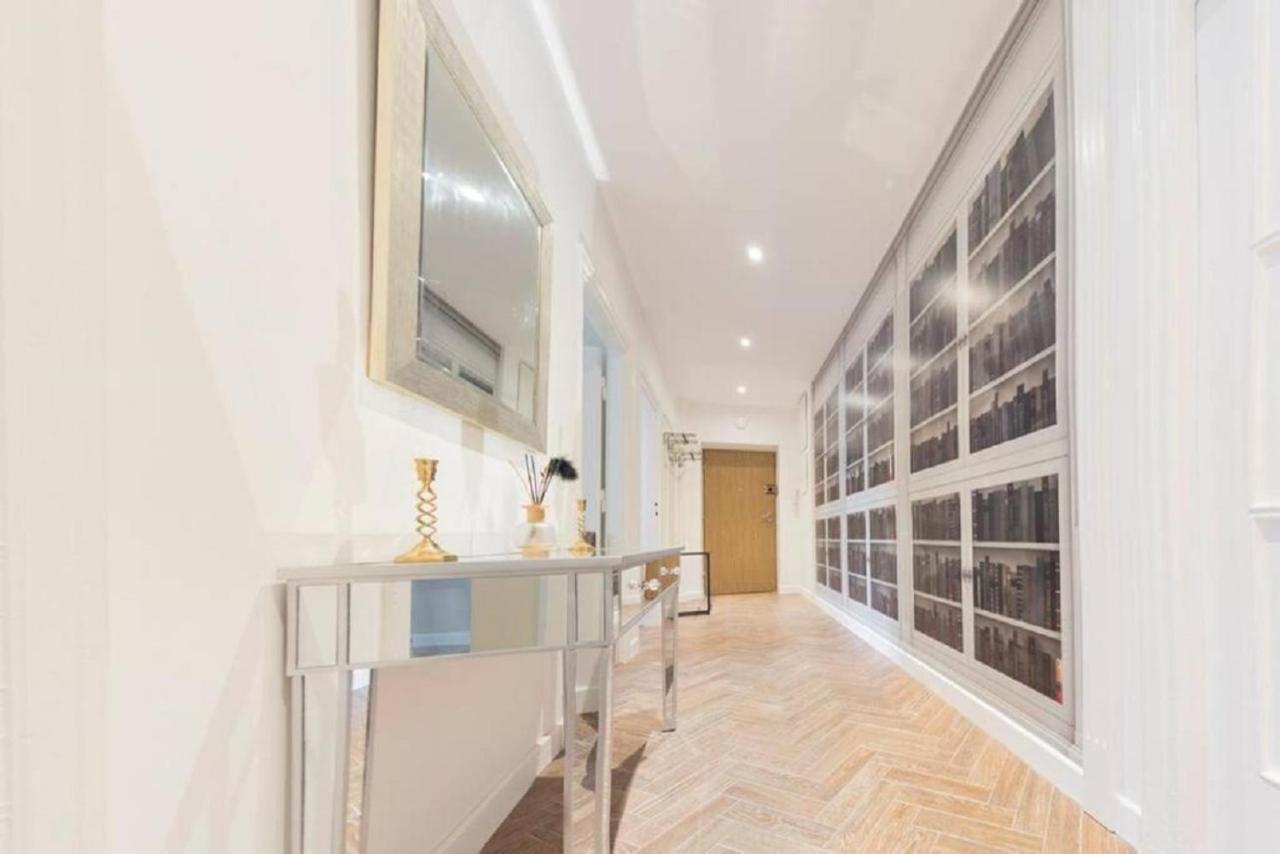 Super Luxury And Cozy- Golden Apartments- City Center Βαρσοβία Εξωτερικό φωτογραφία